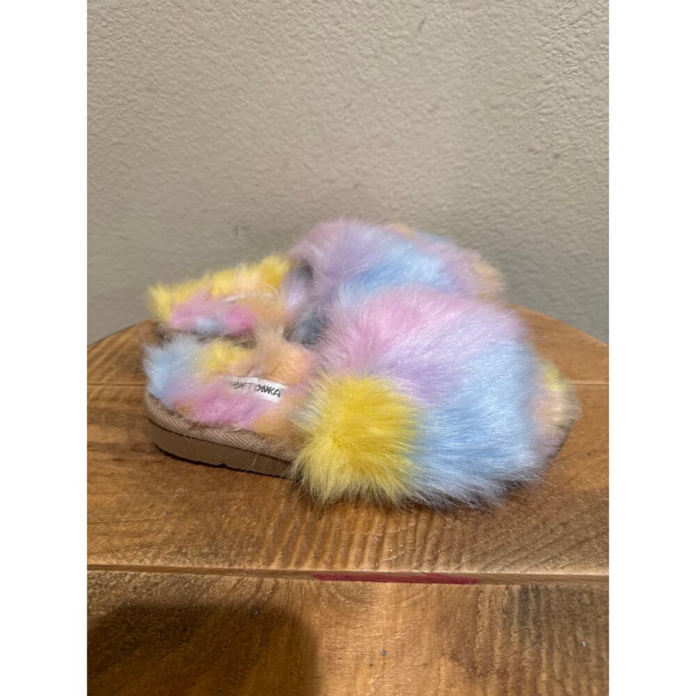 Minnetonka Lolo Unicorn Slipper rainbow girls size 2